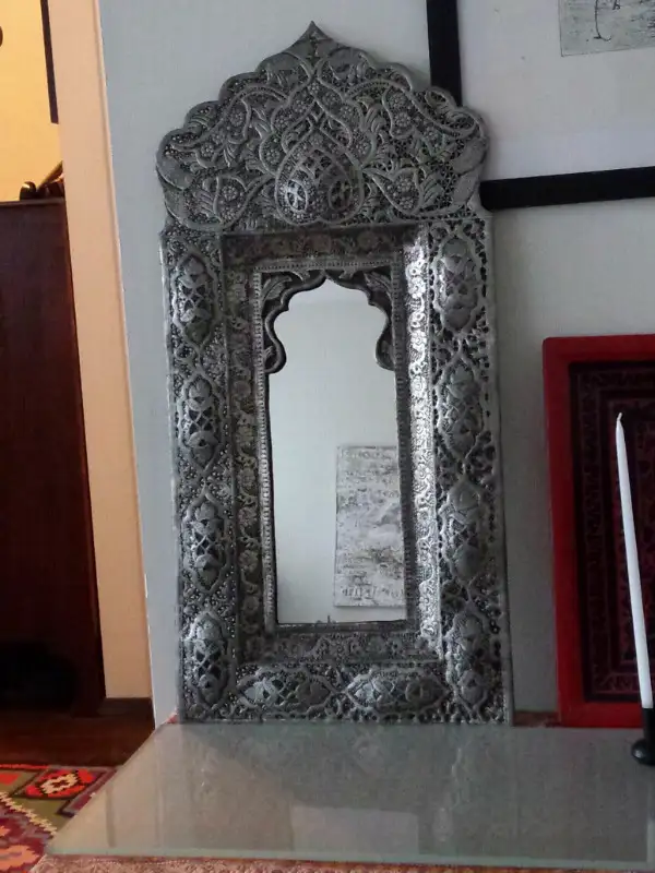 Antique Ornate Metal Framed Mirror- India /Morocco in Arts & Collectibles in Calgary - Image 4