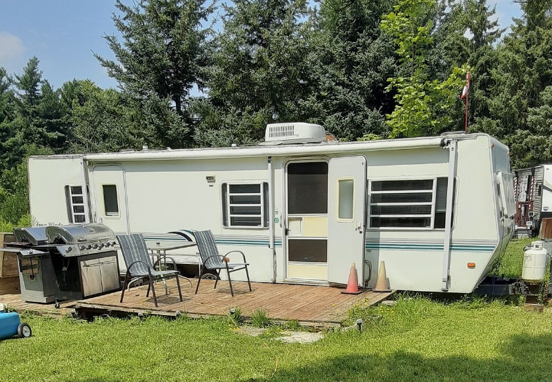 30 FT fiberglass camping trailer Travel Trailers & Campers