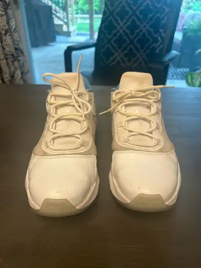 US SIZE 12.