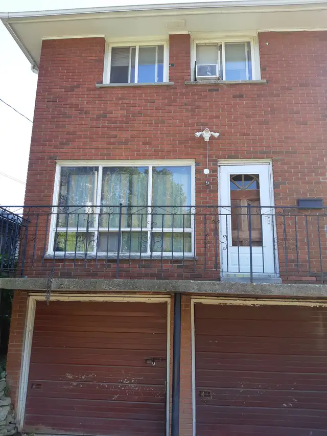 Room for Rent near McMaster University