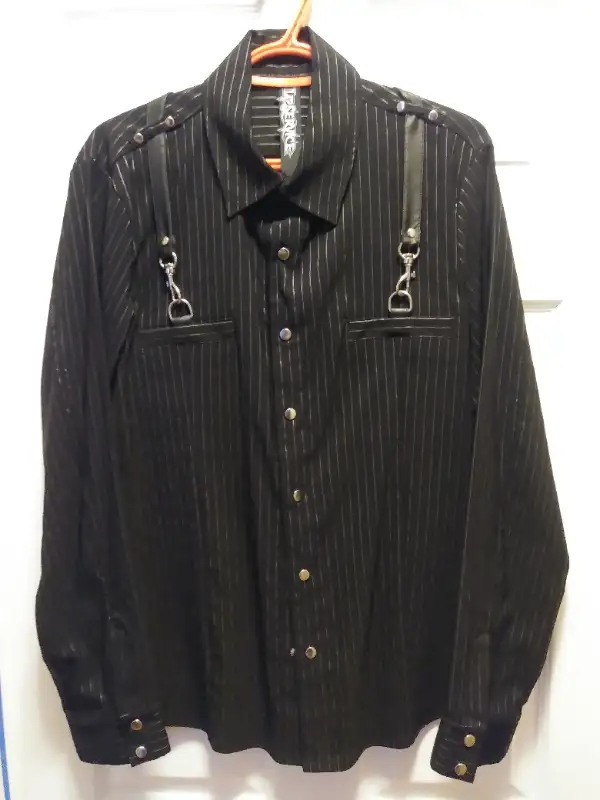 LIP SERVICE GOTH ROCK PUNK SHIRT NEW in Men's in Belleville - Image 2