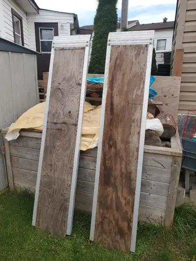 Aluminum Ramps 6' in excellent condition Great for loading bike's, quads, sleds, Snowblowers and mor...