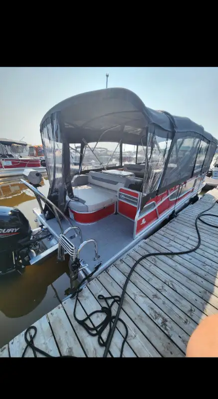 Ponton Princecraft Vectra Premium 23 RL 2023 in Powerboats & Motorboats in Laurentides - Image 4