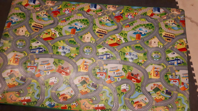 Kids City Car Play Mat - $5 in Toys in Kitchener / Waterloo - Image 2
