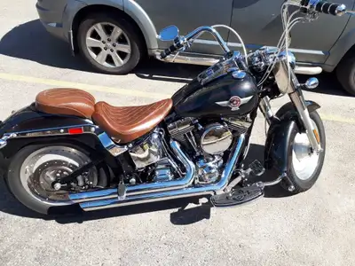 Very Clean Bike , uncertified ,ready to go Vance and Heinz pipes, Screamin Eagle Ign. , S&S Gear Dri...