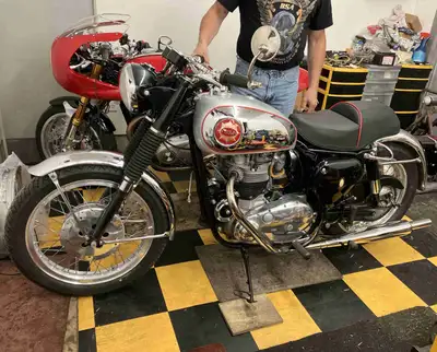 Small Parts Chroming Equipment for sale! Have you ever wanted to start Chroming your own small parts...