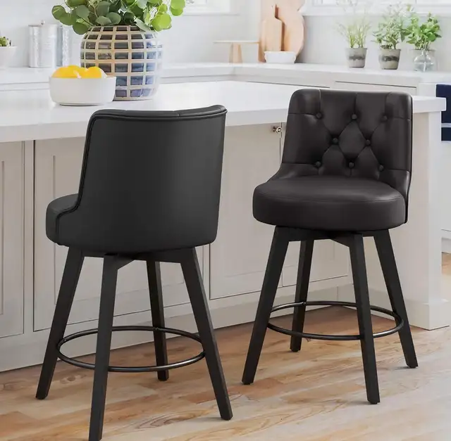 Bar Stool in Chairs & Recliners in Markham / York Region - Image 3