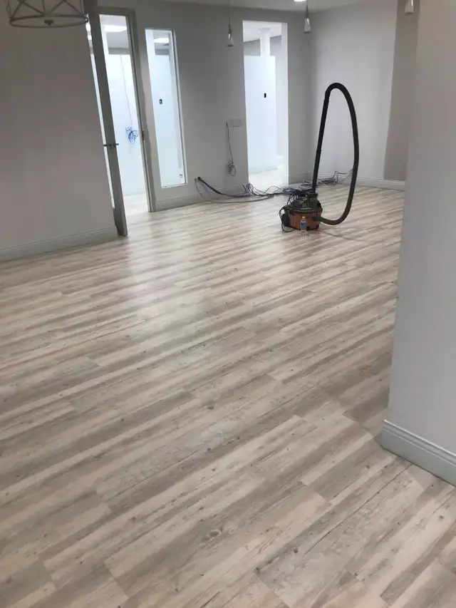 Expert Flooring Services: Vinyl, Hardwood, Laminate63735896624897121