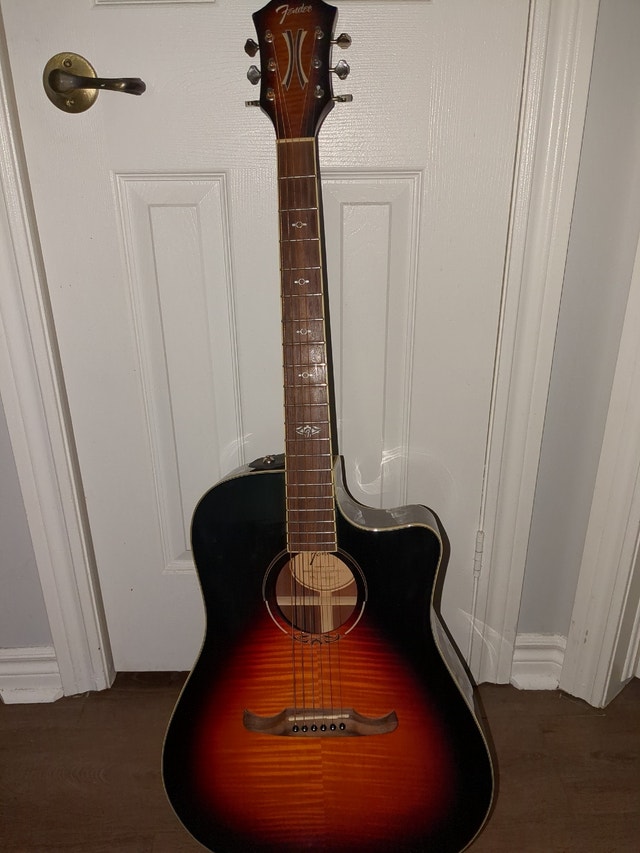 Acoustic electric guitar Guitars Hamilton Kijiji
