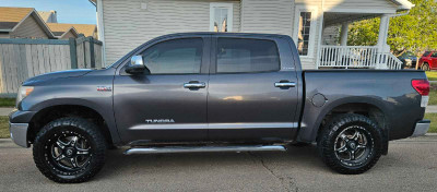 2011 Toyota Tundra Platinum 