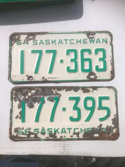As seen in photos. $10 each