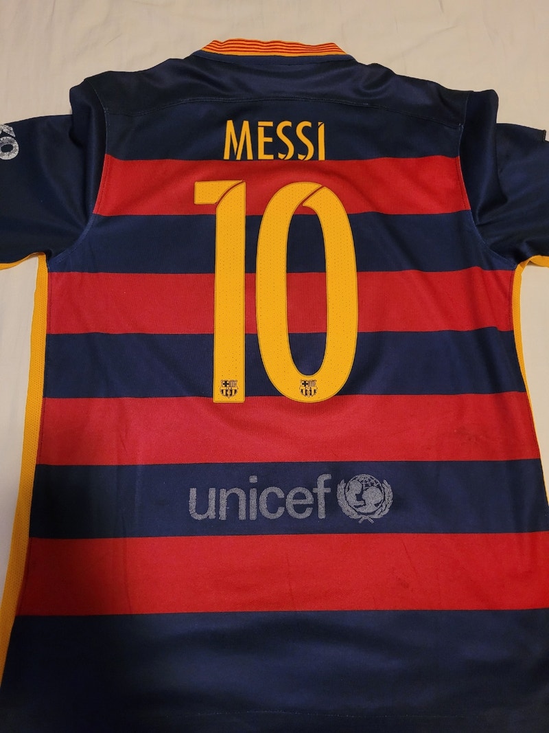 Leo Messi Barcelona jersey Soccer Ottawa Kijiji