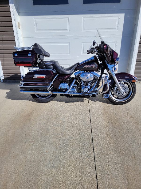 2005 Harley Davidson Electra Glide Classic in Touring in Edmonton