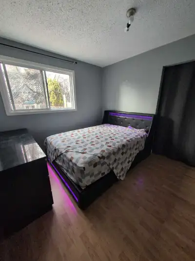 Look for good clean room mate male or female No smoking or pats for info call me or text me Internet...