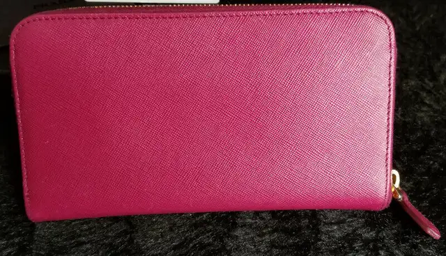 PRADA SAFFIANO LARGE ZIP WALLET 100% AUTHENTIC in Women's - Bags & Wallets in Markham / York Region - Image 3