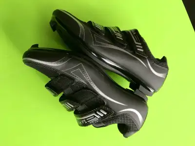 SIZE 8 QUALITY CYCLING SHOES SAKITAMA CLEATS UNISEX, View more