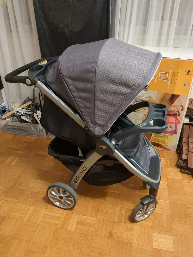 Chicco Bravo Stroller ( compatible with Chicco Car seats)524415511047720961