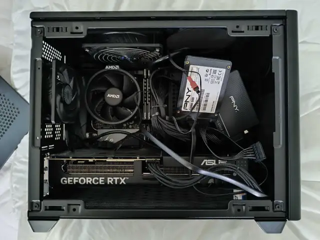 Gaming pc in Desktop Computers in Ottawa - Image 3