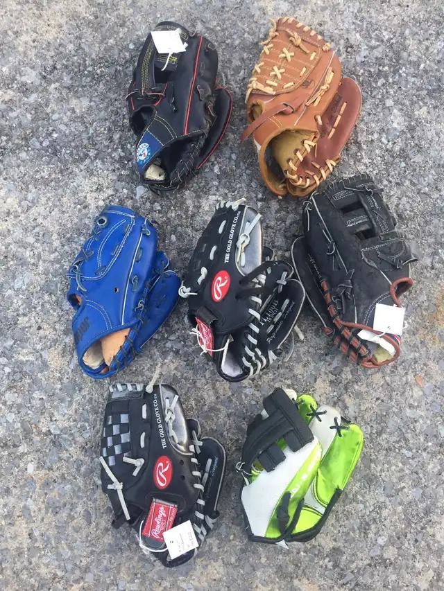 Baseball equipment for sale in Baseball & Softball in Kingston - Image 8