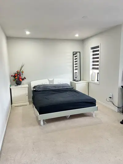 Spacious Private Bedrrom for Rent on main floor in Brampton