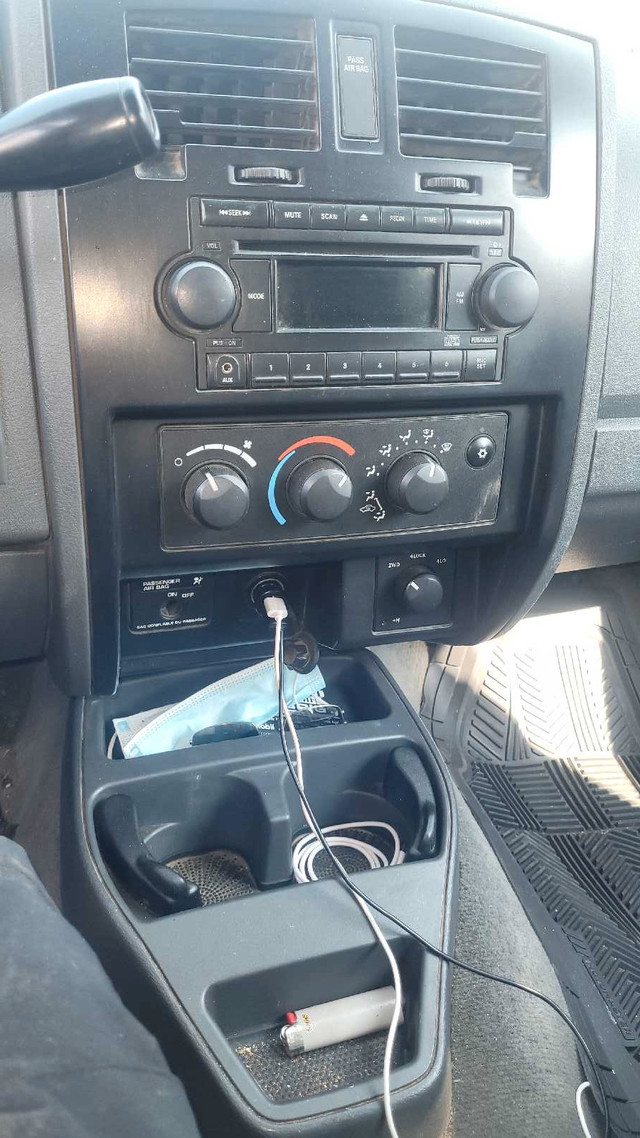2006 dodge dakota 4x4 in Cars & Trucks in Red Deer - Image 2