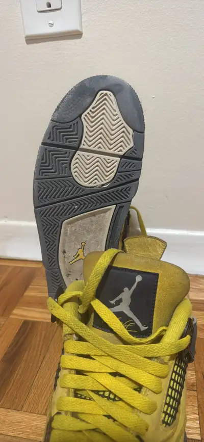Jordan 4 Retro, View more