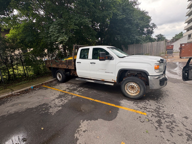 2017 GMC SIERRA 2500 HD GAS SERVICE TRUCK  in Cars & Trucks in Ottawa