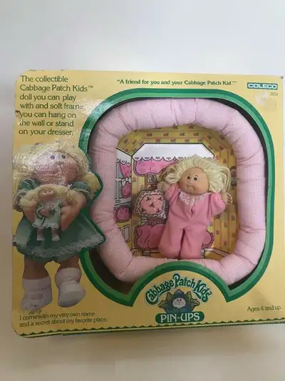 VTG New 1983 Coleco Cabbage Patch Kids Ellen Pin Ups It has never been played with and plastic cover...