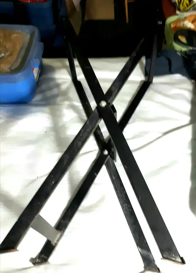 Wet Tile Saw w Stand & Pump in Power Tools in City of Toronto - Image 3