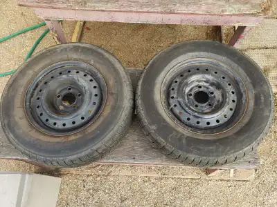 Firestone Weathergrip All-Weather winter rated Tires (already on tire rims) Size: 215 / 70R15 98H M+...