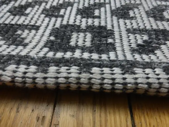 NEW Large Flatweave Southwestern Thick Grey Ivory Area Rug -7x10 in Rugs, Carpets & Runners in Ottawa - Image 6