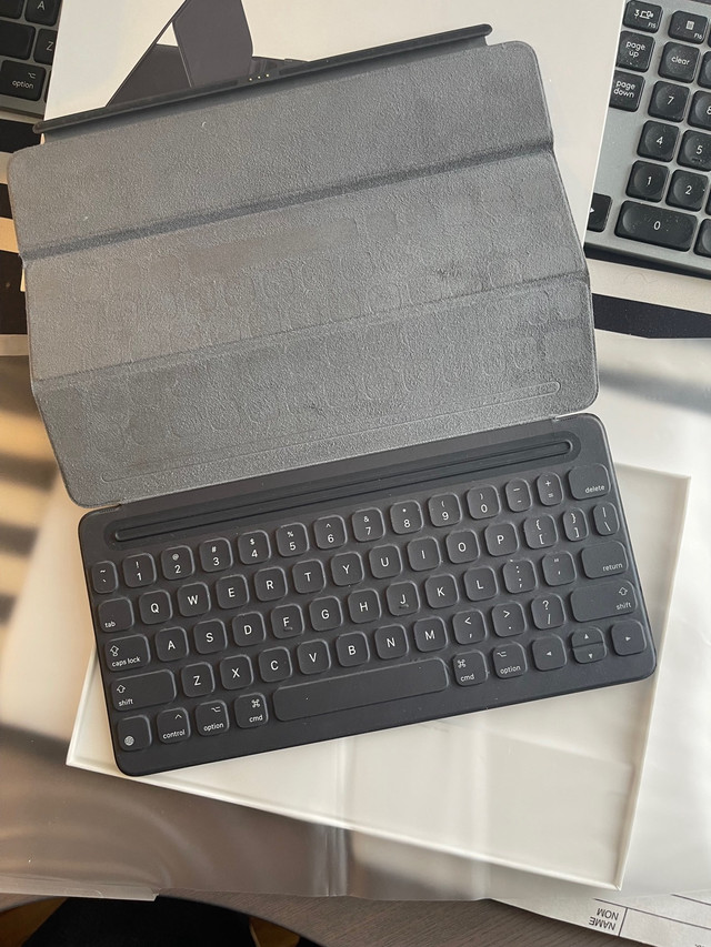 iPad Pro (10.5-inch) Smart Keyboard in iPad & Tablet Accessories in City of Toronto
