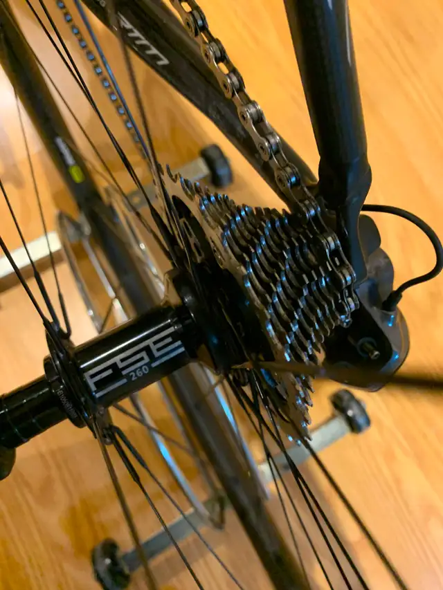 Time Fluidity Carbon Road Bike in Road in City of Toronto - Image 10