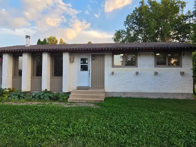 3 Bedroom main floor - Forest Grove