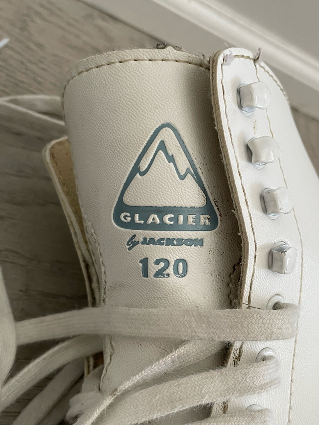 Jackson Glacier women figure skates size 5 in Skates & Blades in City of Toronto - Image 2