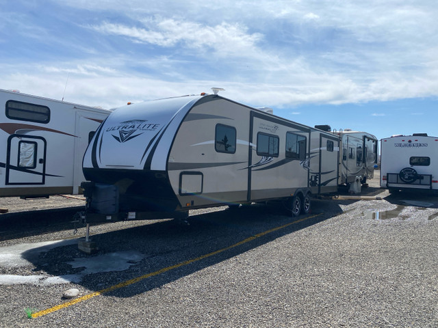 2017 Open Range Ultra Lite 3110BH in Travel Trailers & Campers in Calgary