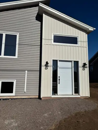 3 Bedrooms / 1 Bathroom Unit Available July 1st 2025.