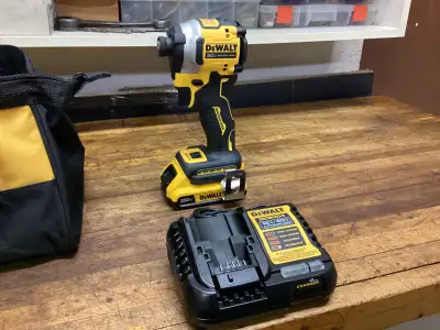 DEWALT 20v MAX BRUSHLESS STUBBY 3 - SPEED IMPACT DRIVER KIT, View more