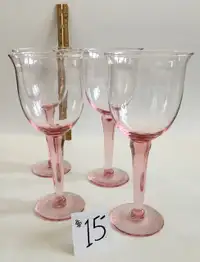 4 GIANT WINE GLASSES (REDUCED)