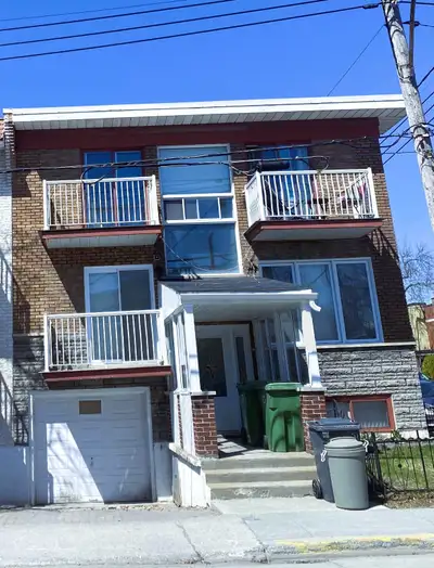 Appartement 3 1/2 à louer au sous-sol d’un 4plex. • Convient à une personne seule ou un couple. • Tr...