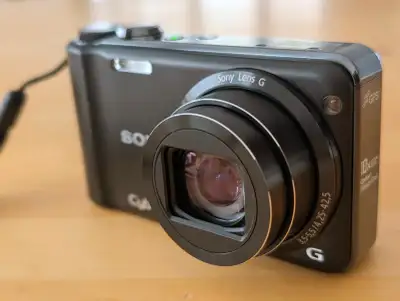 Sony Powershot DSC-HX5 + Accessories, View more
