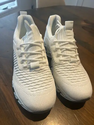 men’s  (cloud) sneakers, View more