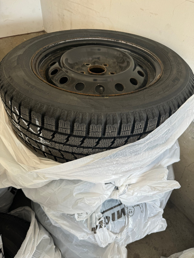 Winter tires on rim -4 pieces in Tires & Rims in Kitchener / Waterloo - Image 2