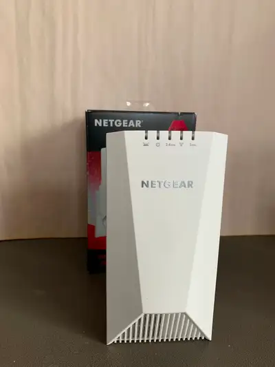 NETGEAR AC2200 Nighthawk X45 Tri-band WiFi Mesh Range Extender, View more