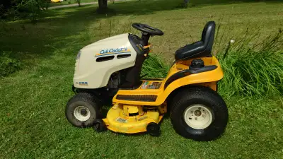 Tracteur gazon Cub Cadet LT1042, View more