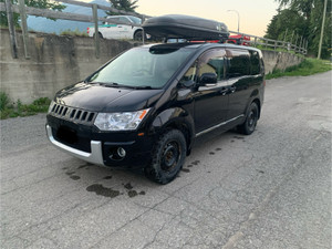 2007 Mitsubishi Delica D5