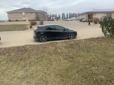 2017 ford focus ST. 6 speed manual car. Has the front windows already tinted. Apple car play and the...