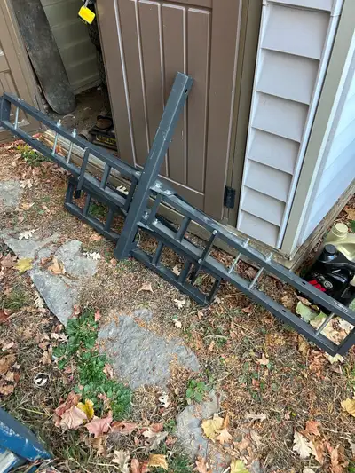 brand new , bought 3 years ago and never used it , only assembled it.