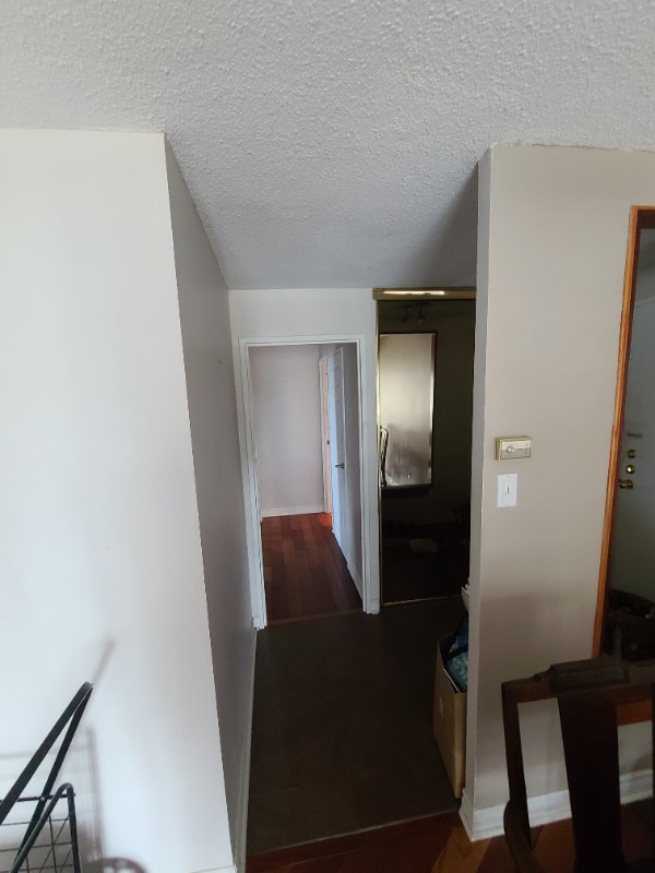 Charming 2 bedroom on Ambleside Long Term Rentals Ottawa Kijiji