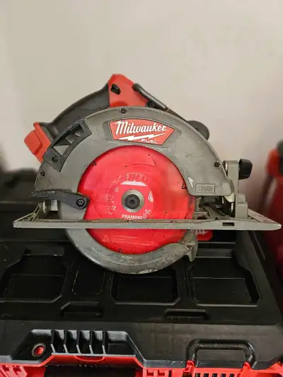Milwaukee M18 Fuel 7-1/4" Circular Saw, View more